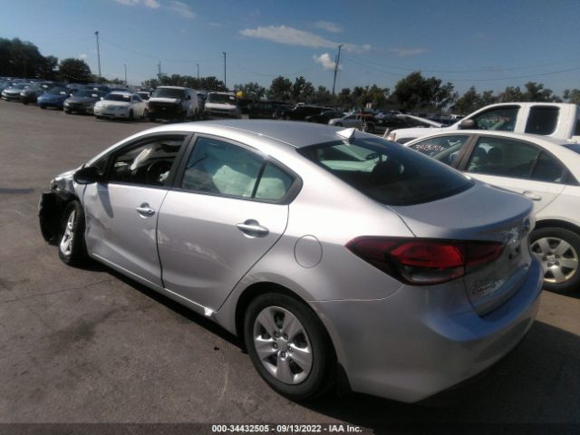 Photo 2 VIN: 3KPFK4A71JE227231 - KIA FORTE 