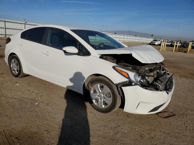 Photo 3 VIN: 3KPFK4A71JE228931 - KIA FORTE 