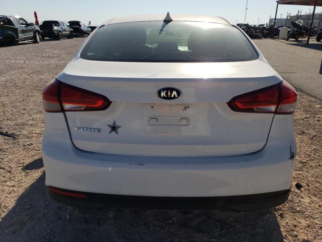 Photo 5 VIN: 3KPFK4A71JE230811 - KIA FORTE 