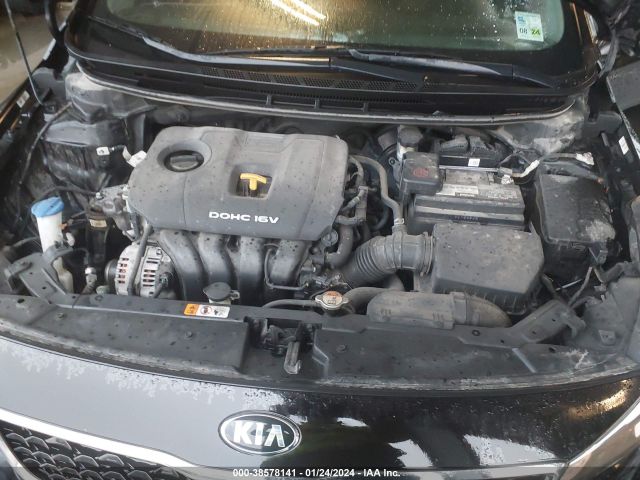 Photo 9 VIN: 3KPFK4A71JE240867 - KIA FORTE 