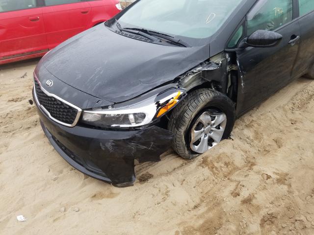 Photo 8 VIN: 3KPFK4A71JE243378 - KIA FORTE LX 