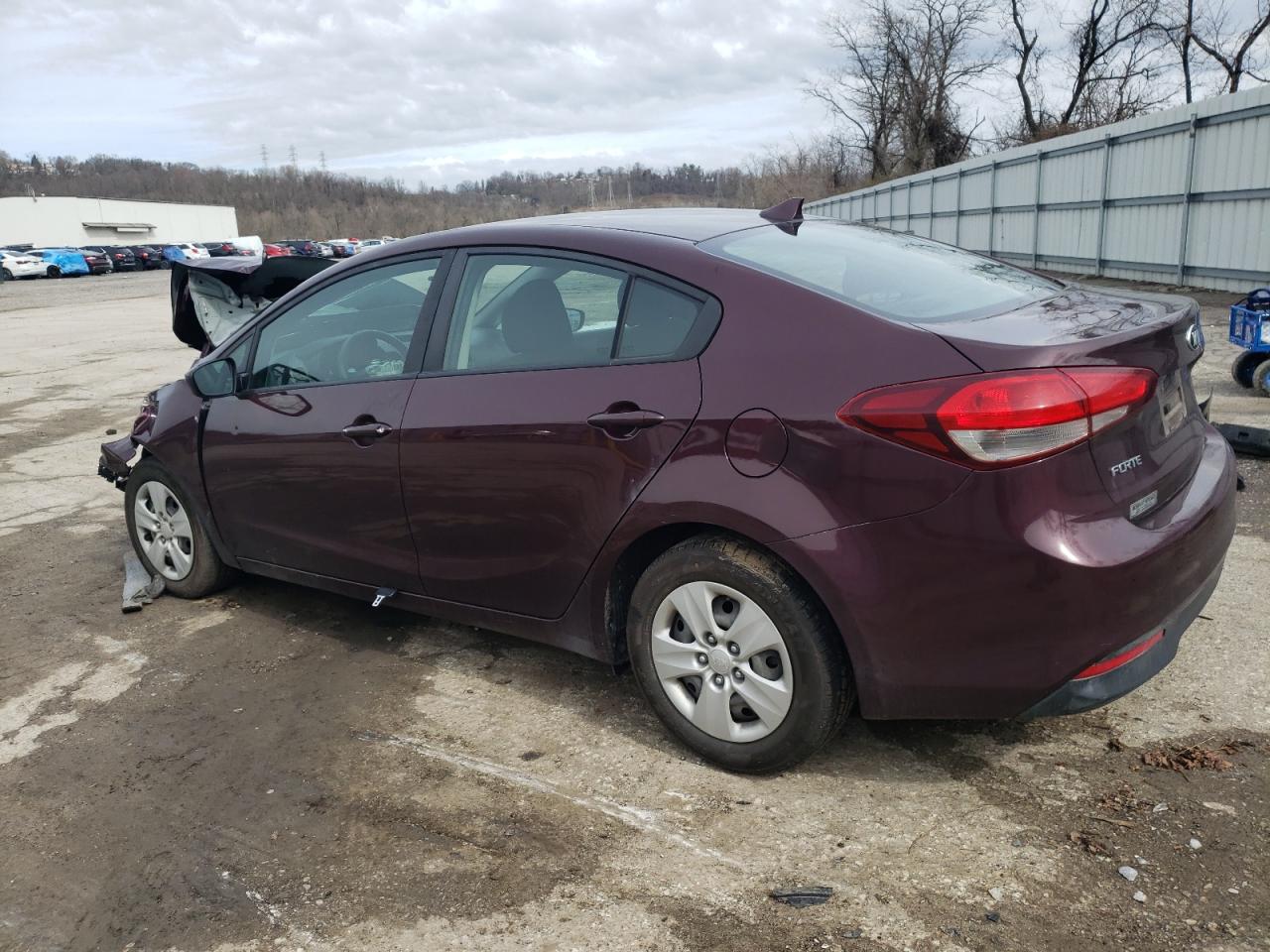 Photo 1 VIN: 3KPFK4A71JE250878 - KIA FORTE 