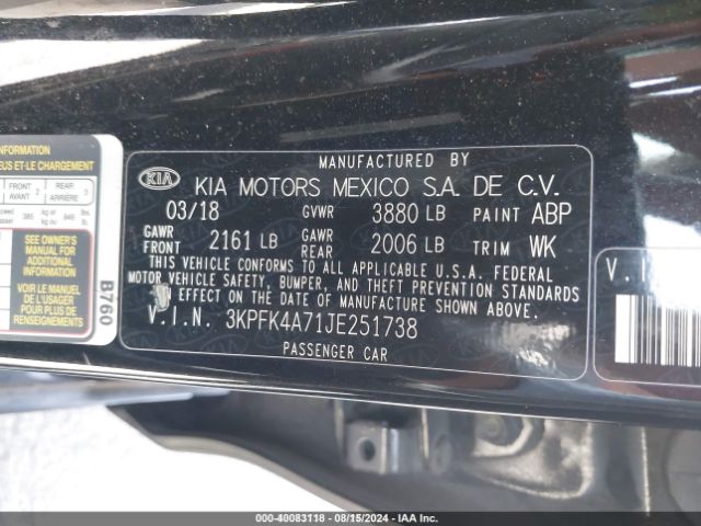 Photo 8 VIN: 3KPFK4A71JE251738 - KIA FORTE 