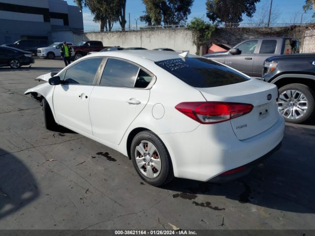 Photo 2 VIN: 3KPFK4A72HE023600 - KIA FORTE 