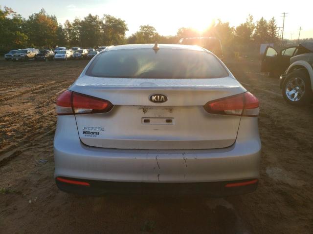 Photo 5 VIN: 3KPFK4A72HE072747 - KIA FORTE LX 