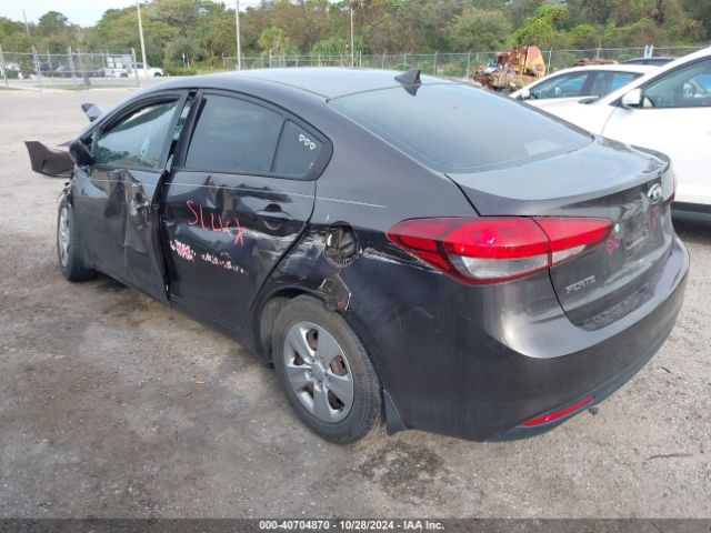 Photo 2 VIN: 3KPFK4A72HE073462 - KIA FORTE 