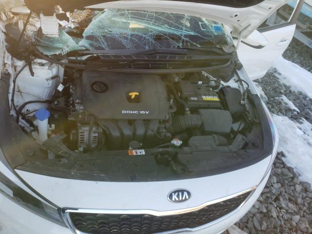 Photo 6 VIN: 3KPFK4A72HE100059 - KIA FORTE LX 