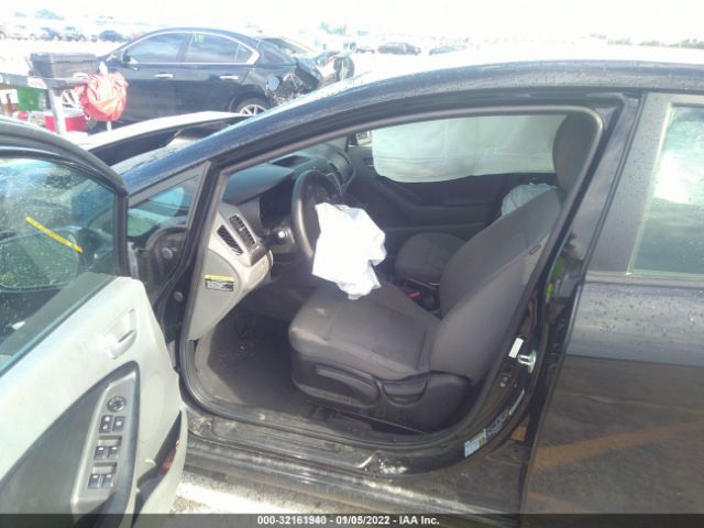 Photo 4 VIN: 3KPFK4A72HE100790 - KIA FORTE 