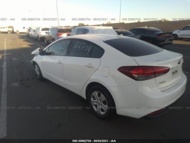 Photo 2 VIN: 3KPFK4A72HE129643 - KIA FORTE 