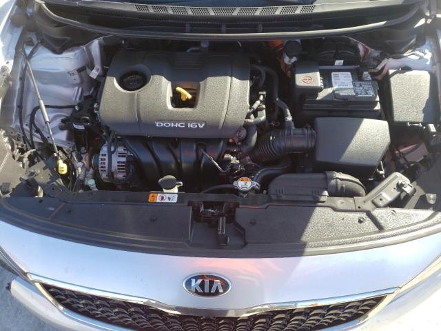 Photo 6 VIN: 3KPFK4A72HE132669 - KIA FORTE LX 