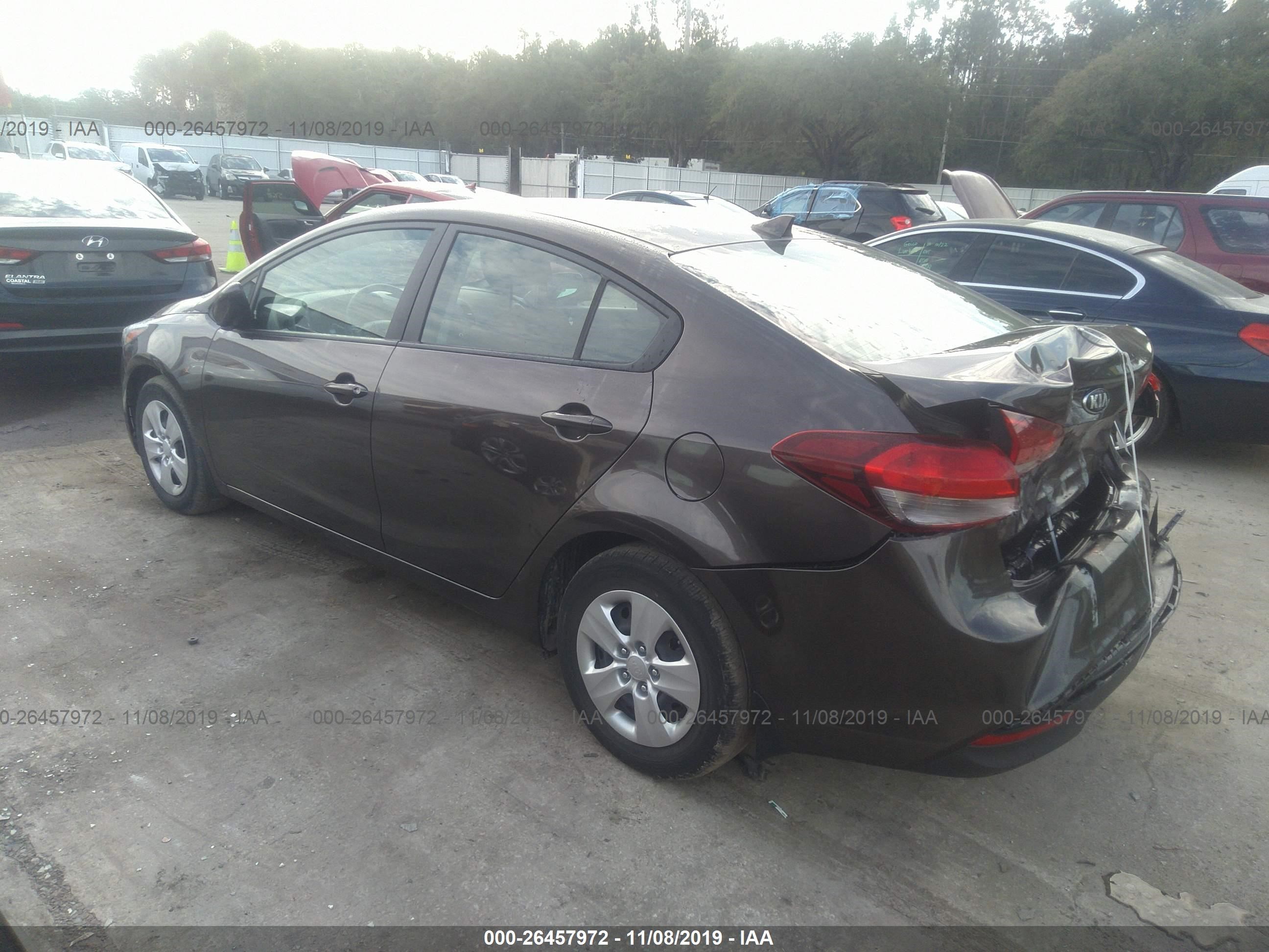 Photo 2 VIN: 3KPFK4A72JE164933 - KIA FORTE 