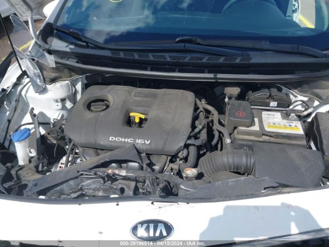 Photo 9 VIN: 3KPFK4A72JE168545 - KIA FORTE 