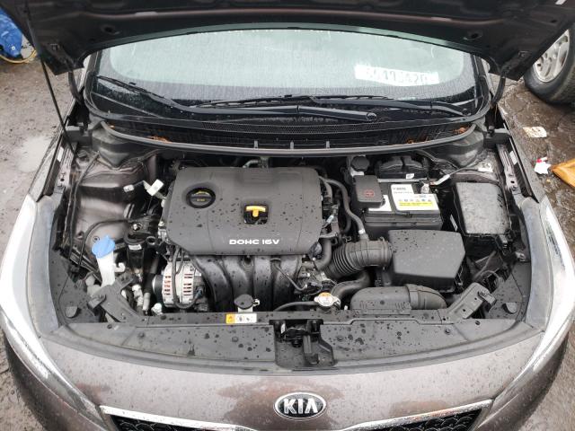 Photo 6 VIN: 3KPFK4A72JE174670 - KIA FORTE LX 