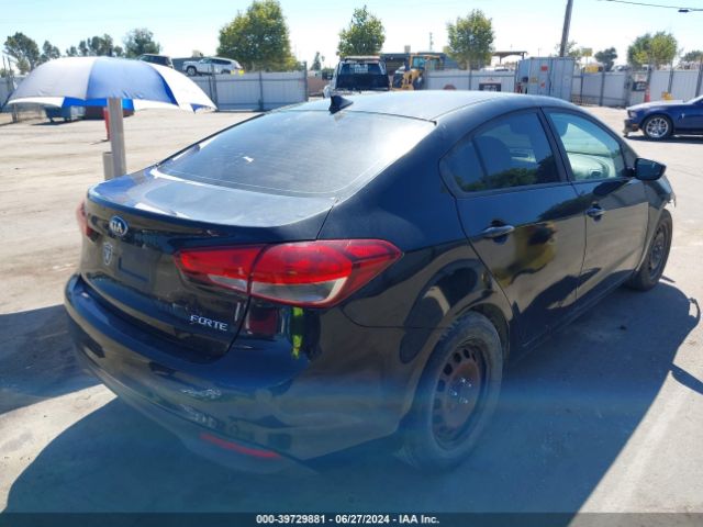 Photo 3 VIN: 3KPFK4A72JE184308 - KIA FORTE 