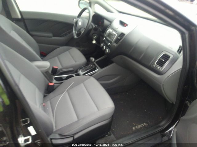 Photo 4 VIN: 3KPFK4A72JE218991 - KIA FORTE 