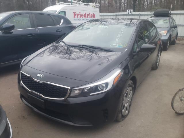 Photo 1 VIN: 3KPFK4A72JE220403 - KIA FORTE LX 