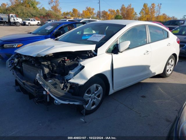 Photo 1 VIN: 3KPFK4A72JE231398 - KIA FORTE 