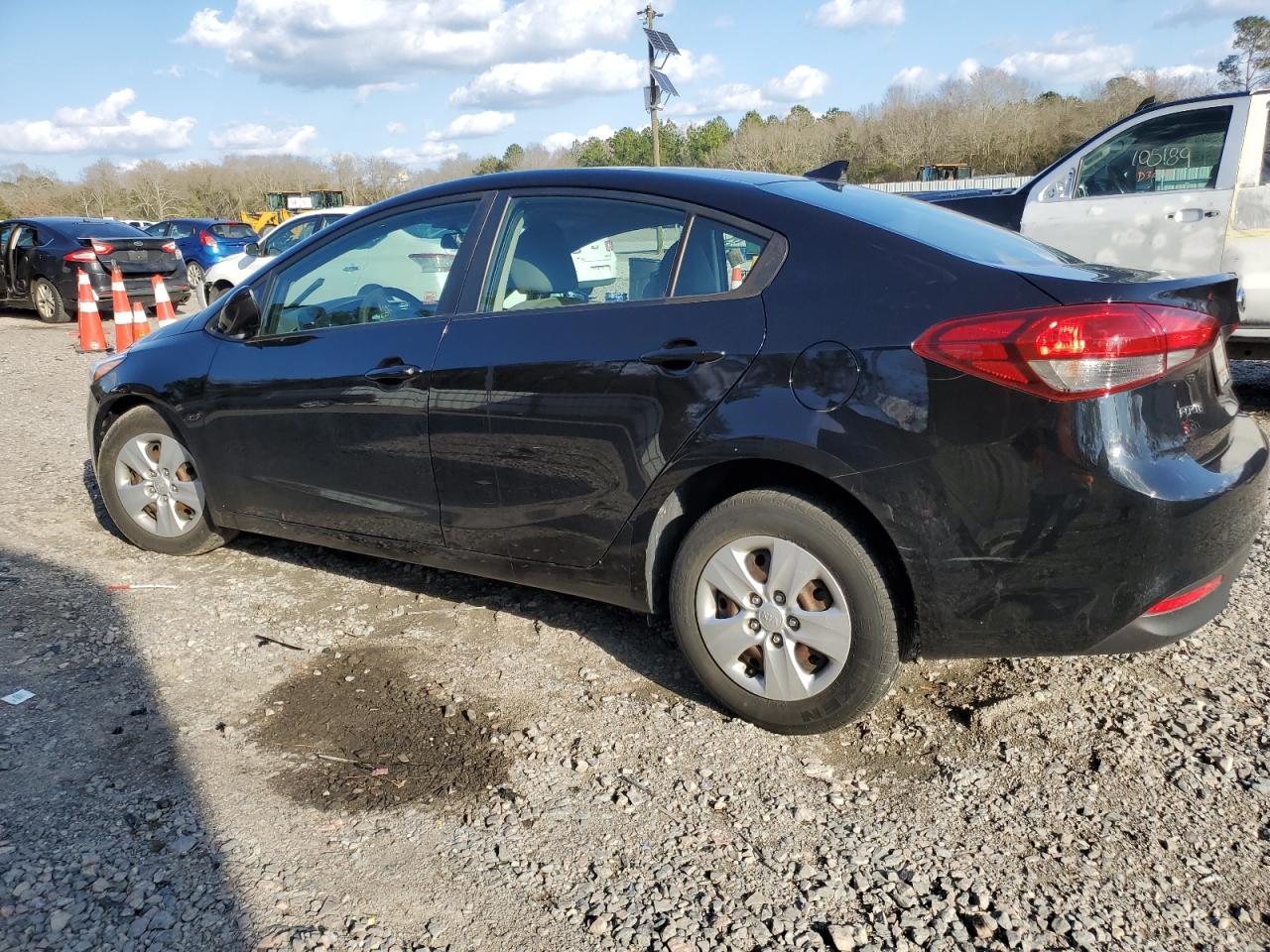 Photo 1 VIN: 3KPFK4A72JE232129 - KIA FORTE 