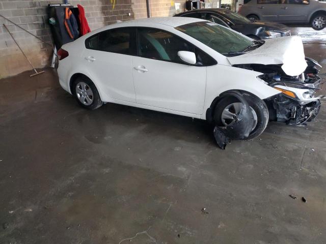 Photo 3 VIN: 3KPFK4A72JE243700 - KIA FORTE LX 