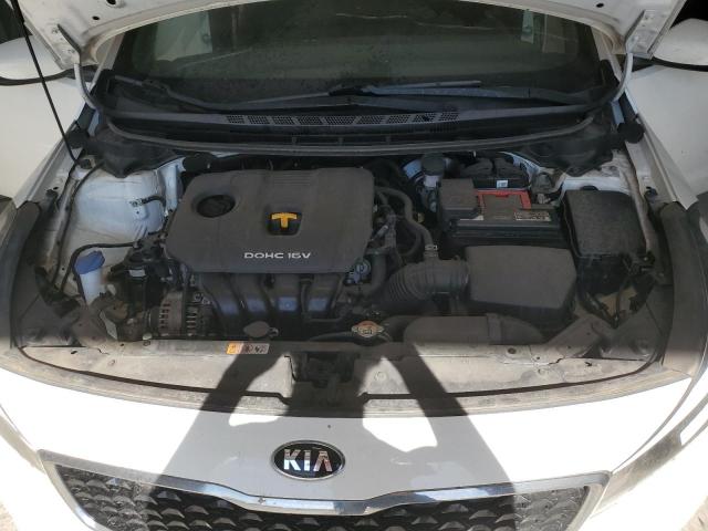 Photo 10 VIN: 3KPFK4A72JE245379 - KIA FORTE LX 