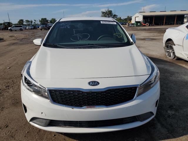 Photo 4 VIN: 3KPFK4A72JE269097 - KIA FORTE LX 