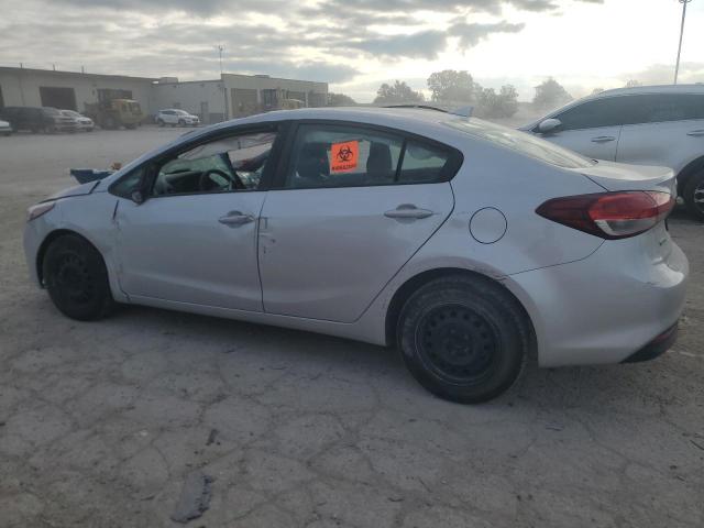 Photo 1 VIN: 3KPFK4A72JE276907 - KIA FORTE LX 