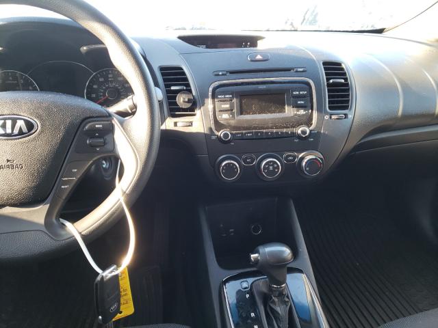 Photo 8 VIN: 3KPFK4A73HE013058 - KIA FORTE LX 