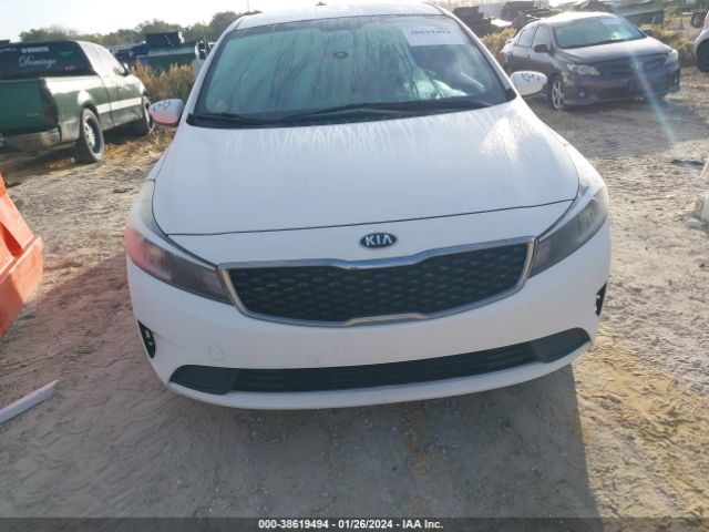 Photo 5 VIN: 3KPFK4A73HE037358 - KIA FORTE 