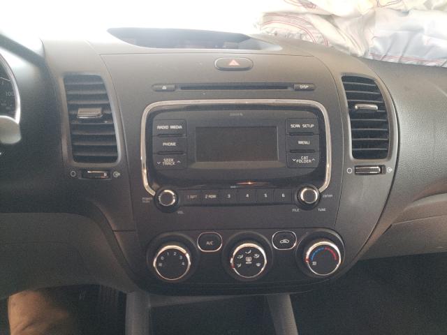 Photo 8 VIN: 3KPFK4A73HE037506 - KIA FORTE LX 