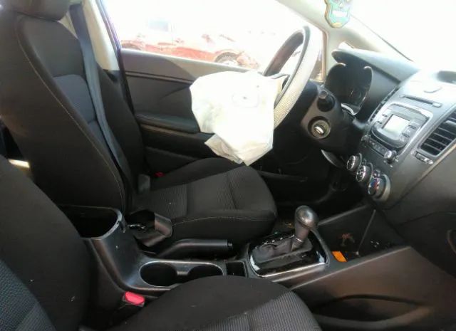 Photo 4 VIN: 3KPFK4A73HE043676 - KIA FORTE 