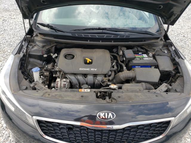 Photo 6 VIN: 3KPFK4A73HE093123 - KIA FORTE LX 