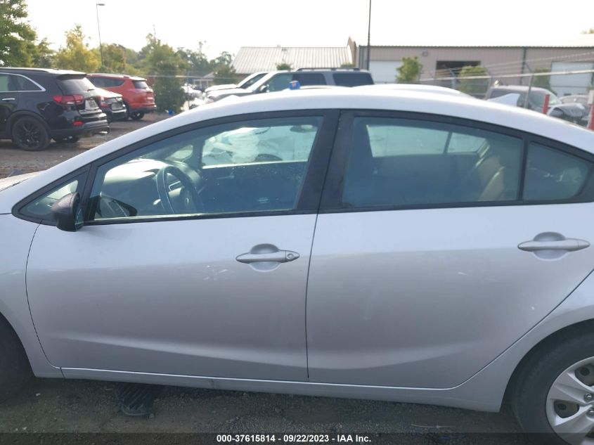 Photo 13 VIN: 3KPFK4A73HE097513 - KIA FORTE 