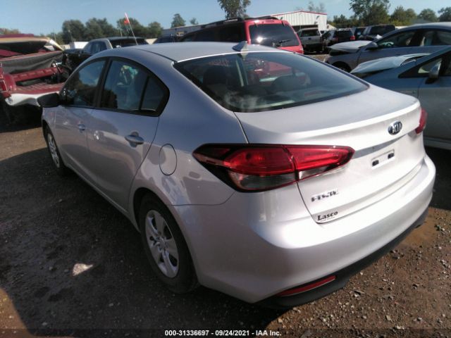 Photo 2 VIN: 3KPFK4A73HE097978 - KIA FORTE 