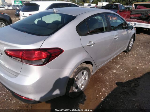 Photo 3 VIN: 3KPFK4A73HE097978 - KIA FORTE 