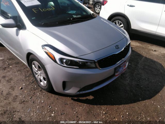 Photo 5 VIN: 3KPFK4A73HE097978 - KIA FORTE 