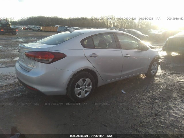 Photo 3 VIN: 3KPFK4A73HE119395 - KIA FORTE 