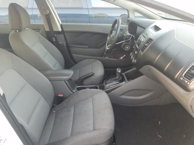 Photo 4 VIN: 3KPFK4A73HE129408 - KIA FORTE LX 