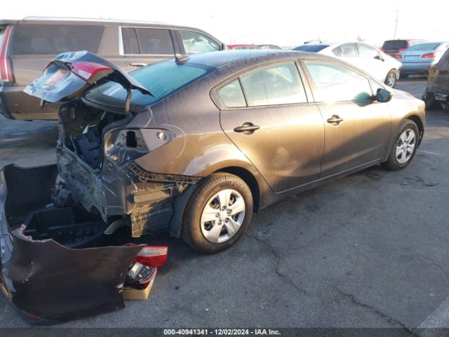 Photo 3 VIN: 3KPFK4A73HE130381 - KIA FORTE 