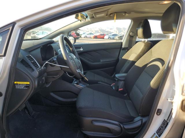 Photo 6 VIN: 3KPFK4A73HE131417 - KIA FORTE LX 