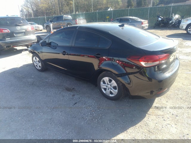 Photo 2 VIN: 3KPFK4A73HE139162 - KIA FORTE 