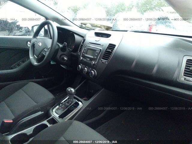 Photo 4 VIN: 3KPFK4A73HE143891 - KIA FORTE 