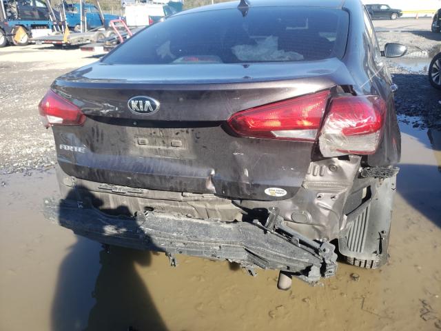 Photo 8 VIN: 3KPFK4A73HE147987 - KIA FORTE LX 