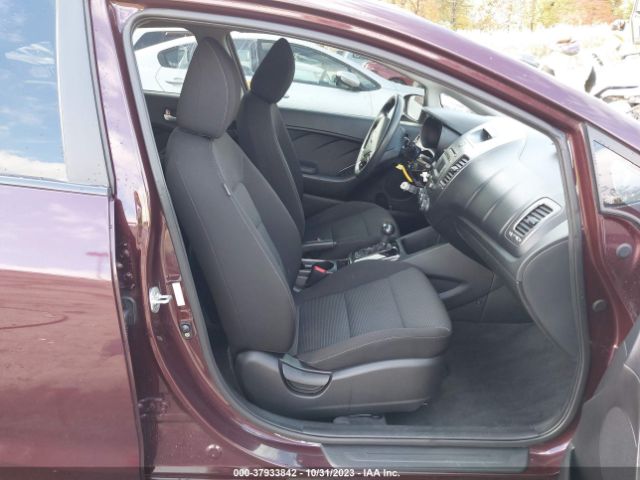 Photo 4 VIN: 3KPFK4A73HE158357 - KIA FORTE 