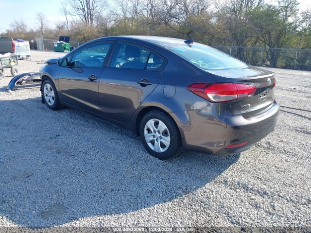 Photo 2 VIN: 3KPFK4A73HE160867 - KIA FORTE 