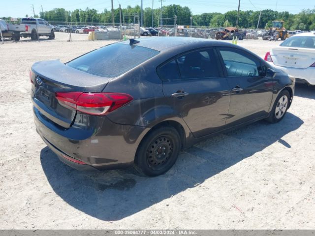 Photo 3 VIN: 3KPFK4A73JE165315 - KIA FORTE 