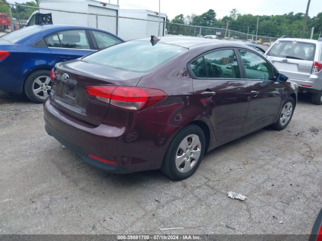 Photo 3 VIN: 3KPFK4A73JE165878 - KIA FORTE 