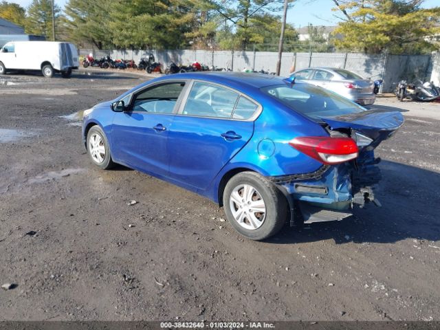 Photo 2 VIN: 3KPFK4A73JE169669 - KIA FORTE 