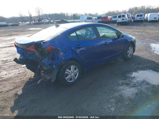 Photo 3 VIN: 3KPFK4A73JE169669 - KIA FORTE 