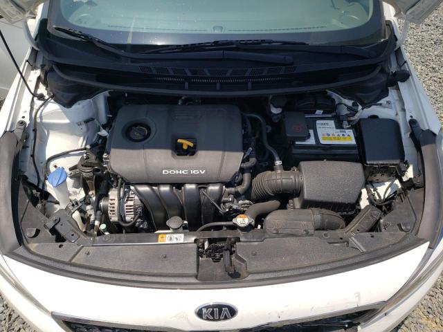 Photo 6 VIN: 3KPFK4A73JE214996 - KIA FORTE LX 