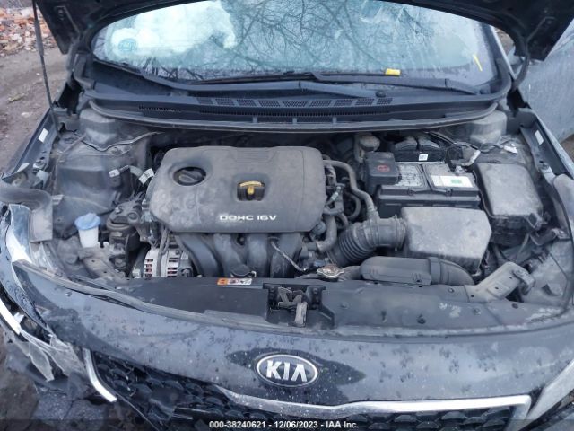 Photo 9 VIN: 3KPFK4A73JE225044 - KIA FORTE 